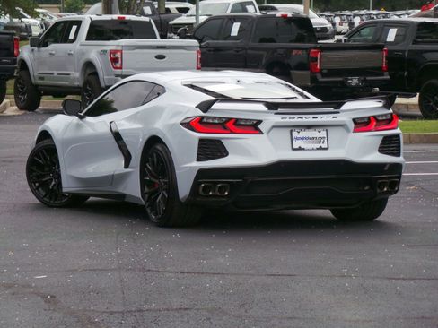 Used 2023 Chevrolet Corvette Stingray Premium Cpe w/ Z51 Performance Package RWD image 3