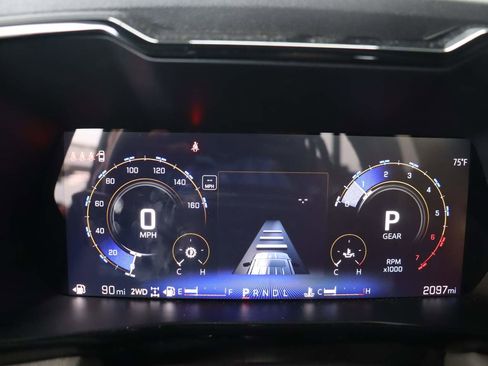 Used 2026 Chevrolet Colorado ZR2 w/ Technology Package image 10