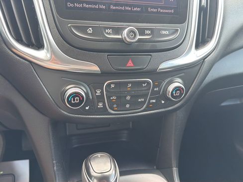 Used 2021 Chevrolet Equinox LT FWD image 26