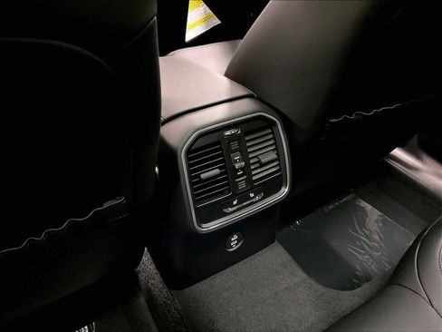 New 2026 Porsche Macan Turbo image 24