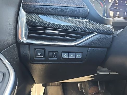 Used 2020 Cadillac XT4 Sport image 16