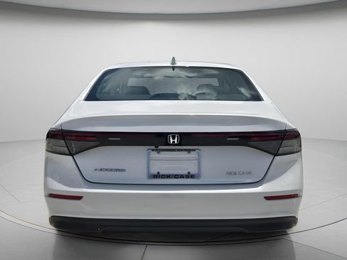 Certified 2023 Honda Accord EX image 6