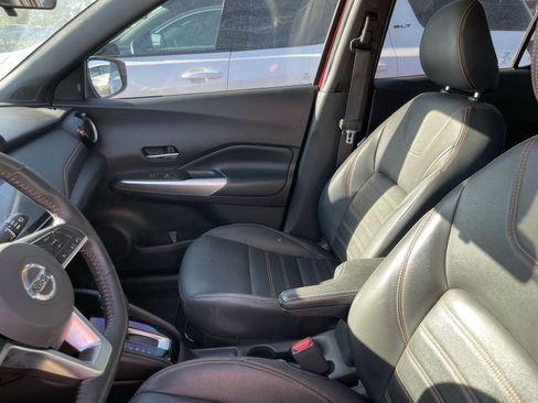 Used 2020 Nissan Kicks SR w/ SR Premium Package FWD image 10