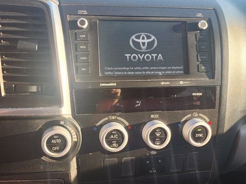 Used 2020 Toyota Sequoia SR5 image 15