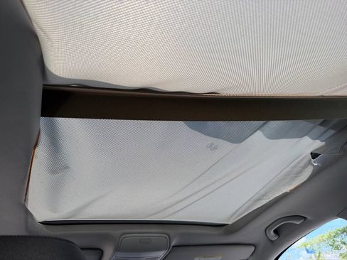 Used 2013 Volkswagen Tiguan S AWD/4WD image 17