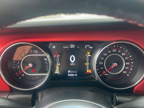 Used 2020 Jeep Gladiator Rubicon AWD/4WD image 15