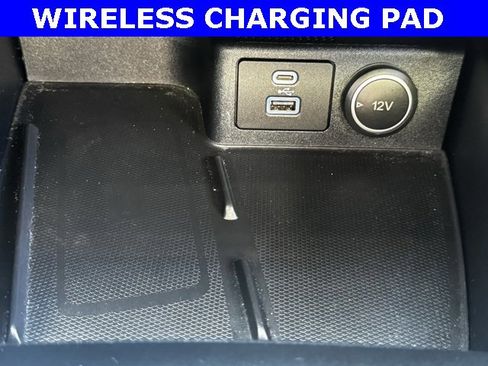 Used 2020 Ford Escape Titanium w/ Titanium Premium Package 2.0 image 25