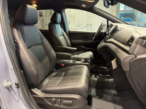 Used 2023 Honda Odyssey Sport image 36