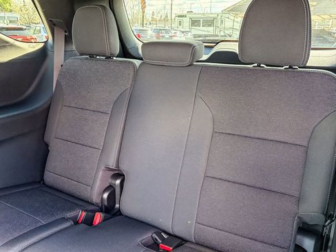 New 2026 Chevrolet Traverse LT w/ Enhanced Driving Package image 18