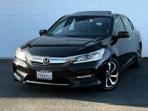 Used 2017 Honda Accord EX-L image 1