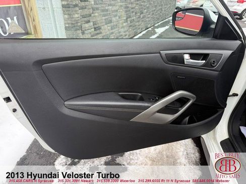 Used 2013 Hyundai Veloster Turbo image 9