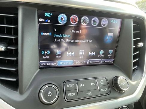 Used 2018 GMC Acadia SLT image 21