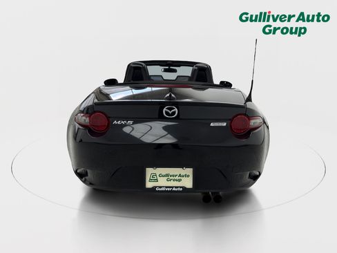 Used 2016 MAZDA MX-5 Miata Club RWD image 22