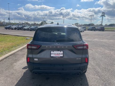 Used 2025 Ford Escape ST-Line Select image 6