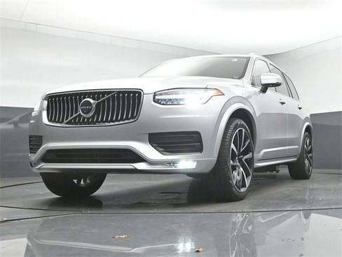 Used 2022 Volvo XC90 T6 Momentum w/ Advanced Package image 39