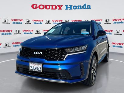 Used 2023 Kia Sorento S w/ Panoramic Sunroof Package