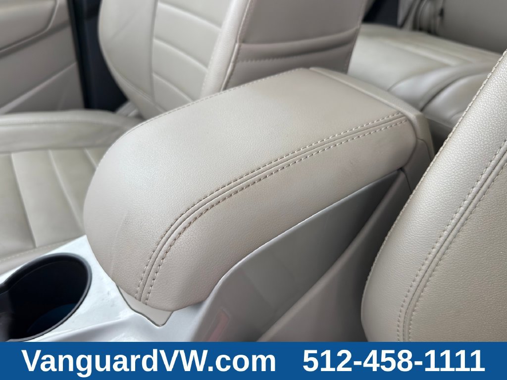 Used 2014 Ford C-MAX SEL w/ Equipment Group 303A FWD image 11