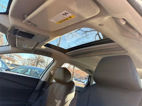 Used 2023 Honda Accord Touring image 15