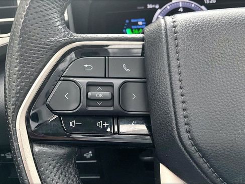 Used 2024 Toyota Tundra Limited w/ TRD Off-Road Package image 11