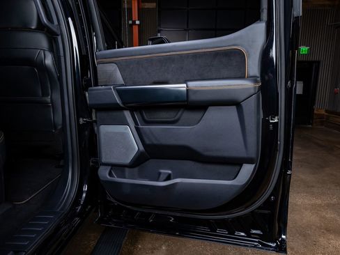 Used 2024 Ford F350 Platinum image 38