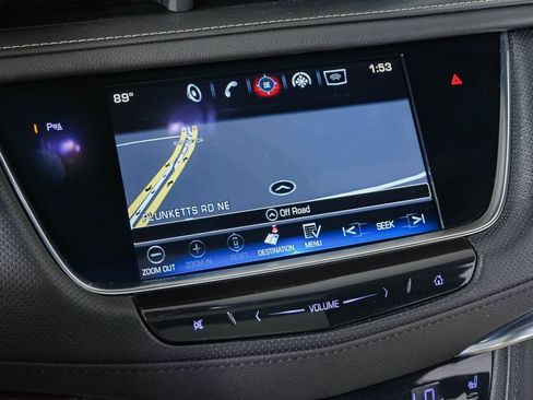 Used 2019 Cadillac XT5 Premium Luxury FWD image 16