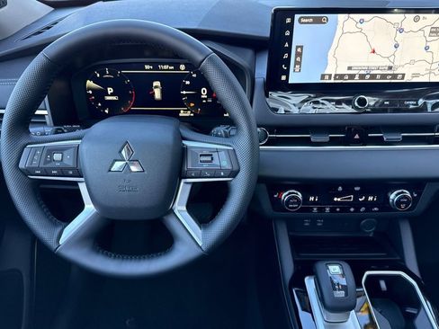 New 2026 Mitsubishi Outlander SE AWD/4WD image 14