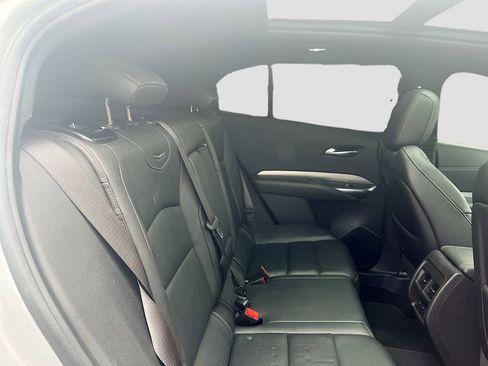 Used 2021 Cadillac XT4 Premium Luxury FWD image 27
