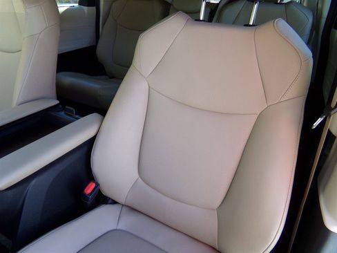 Used 2024 Toyota Sienna XLE image 26