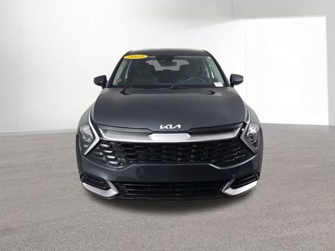 Used 2023 Kia Sportage LX image 16