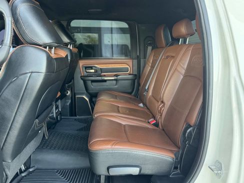 Used 2022 RAM 3500 Limited AWD/4WD image 6