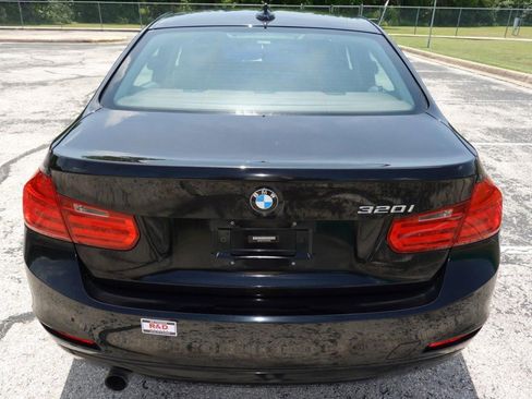 Used 2013 BMW 320i Sedan RWD image 6