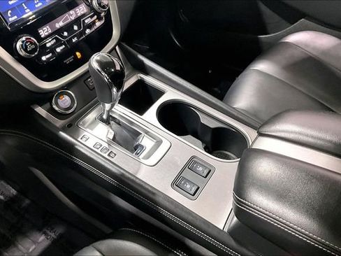 Used 2024 Nissan Murano SV image 18