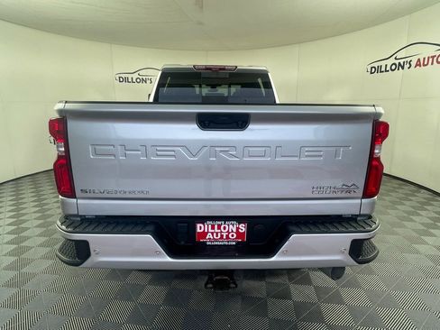 Used 2020 Chevrolet Silverado 2500 High Country w/ Technology Package image 5