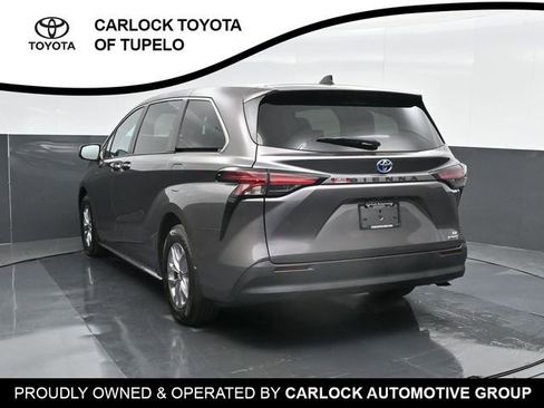 Used 2022 Toyota Sienna LE FWD image 10