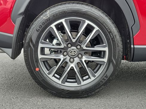 New 2026 Toyota Corolla Cross XLE image 6