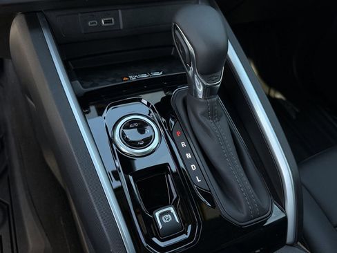 New 2026 Chevrolet Colorado LT w/ LT Convenience Package AWD/4WD image 18