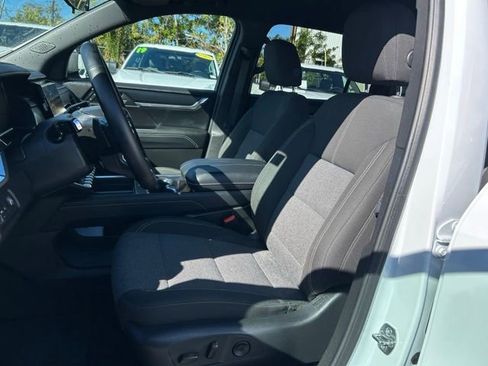 Certified 2025 GMC Acadia Elevation image 14