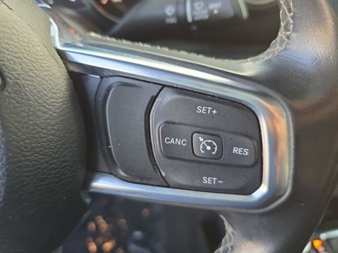 Used 2020 Jeep Gladiator Overland image 20