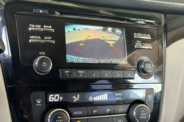 Used 2018 Nissan Rogue Sport SV FWD image 21