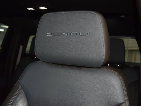 Used 2022 GMC Sierra 3500 Denali w/ Denali Ultimate Package image 43