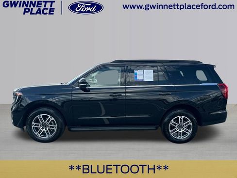 Certified 2025 Ford Expedition Active RWD image 9