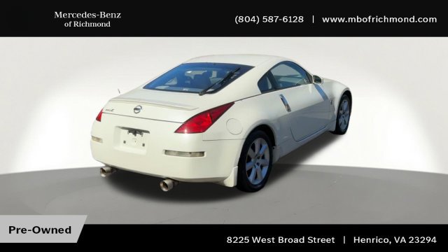 Used 2004 Nissan 350Z Coupe RWD image 2