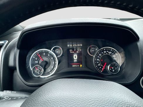 Used 2024 RAM 2500 Big Horn image 12