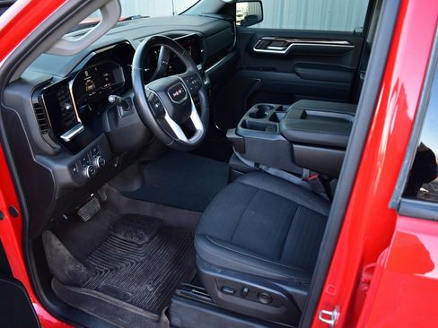 Used 2024 GMC Sierra 1500 Elevation image 18