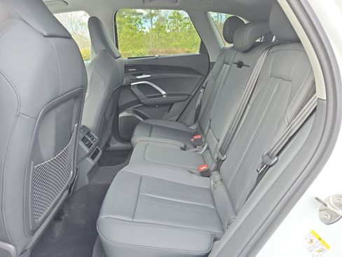 New 2025 Audi Q5 Premium Plus image 14