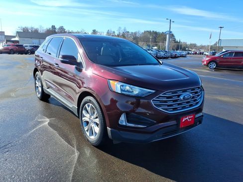 Used 2019 Ford Edge Titanium w/ Cold Weather Package image 9