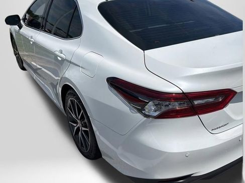 Used 2023 Toyota Camry XLE w/ Navigation Package FWD image 7