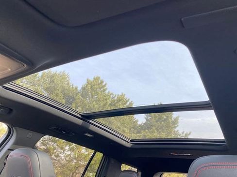 New 2026 Chevrolet Traverse RS w/ LPO, Floor Liner Package image 27