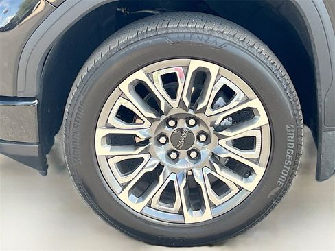 Used 2024 GMC Sierra 1500 Denali Ultimate image 33