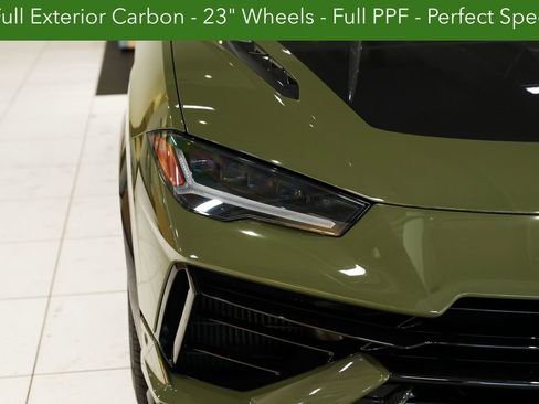 Used 2023 Lamborghini Urus Performante AWD/4WD image 34